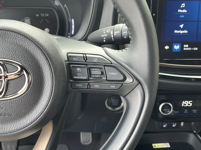 Toyota Aygo X 1.0 VVT-i MT Envy | Cabrio | JBL | Parkeersensoren