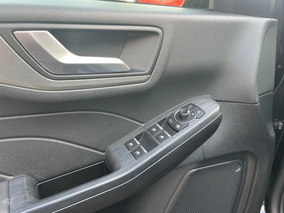 Ford Kuga 2.5 PHEV Titanium STOELVERWARMING.