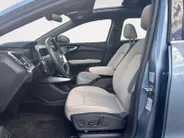 Audi Q4 e-tron 45 quattro Edition 82 kWh |Buitenspiegel(s) automatisch dimmend |Apple Carplay/Android Auto|Cruise control adaptief| Panoramadak|Geluidsimulator|Assistentie Pakket Plus| SOH 100% |