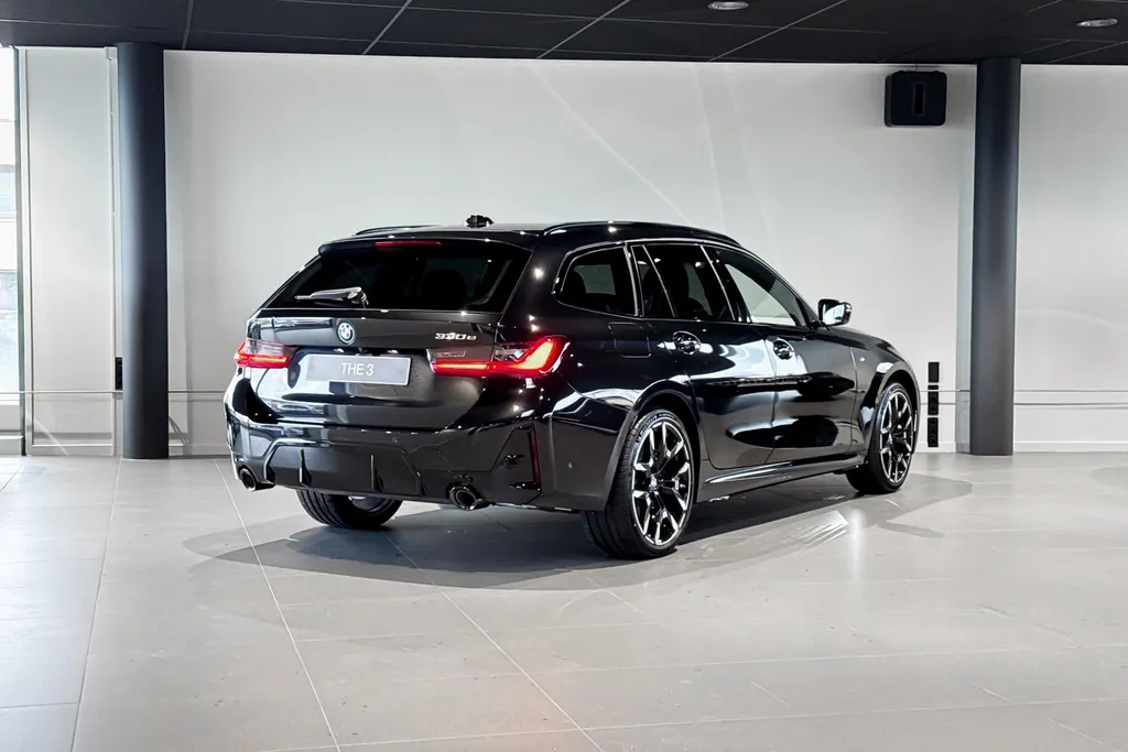 BMW 3 Serie Touring 330e