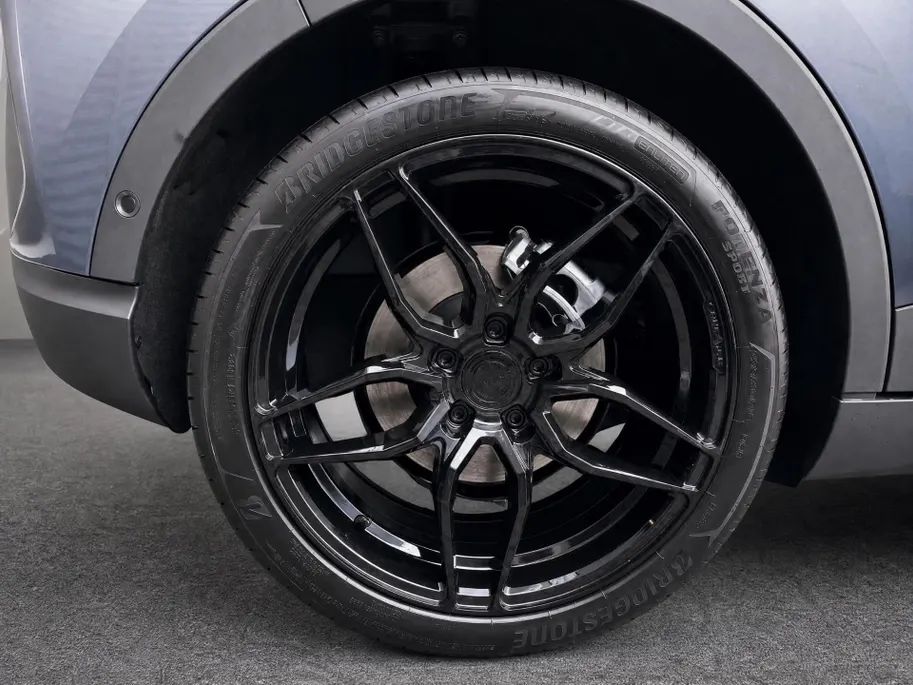 CUPRA Raval Performance First Edition 56 kWh 211 PK l Sennheiser Audio l Black Pakket l 360 graden camera l Levering November
