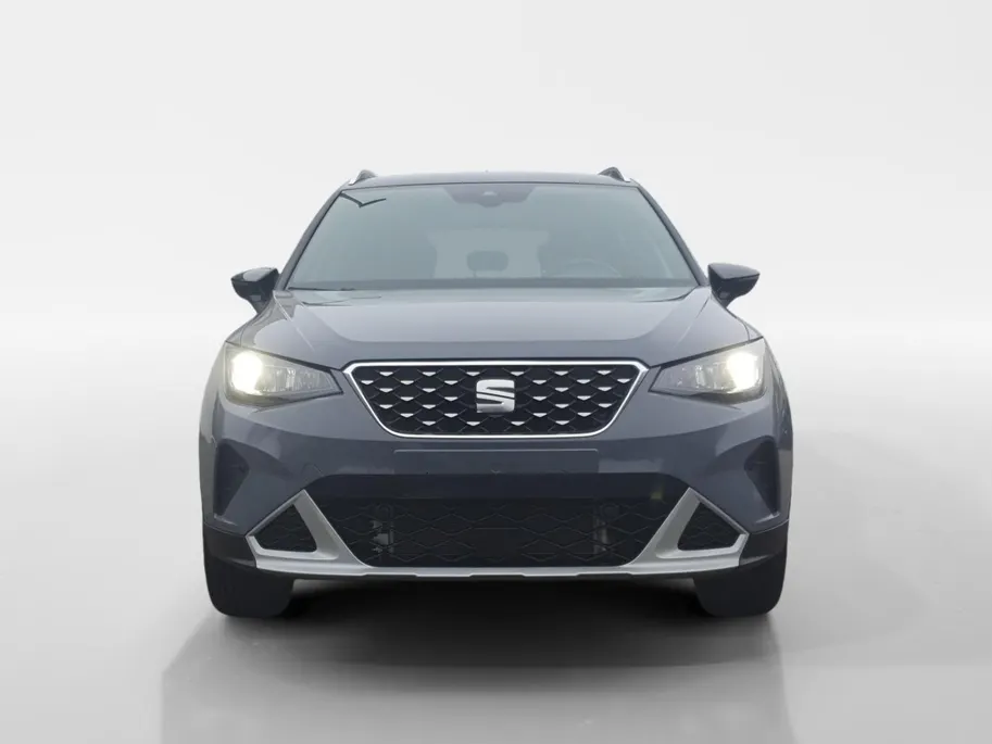 SEAT Arona Xperience | Climate control | Adaptieve cruise control | Camera | Apple CarPlay / Android  | Parkeersensoren voor en achter |