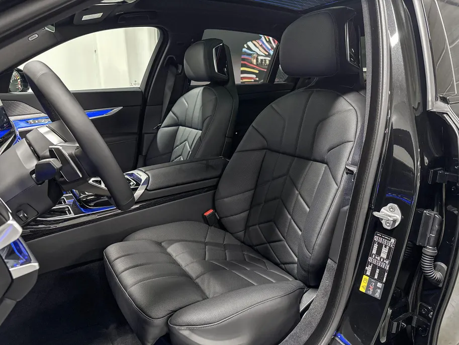 BMW i7 eDrive50