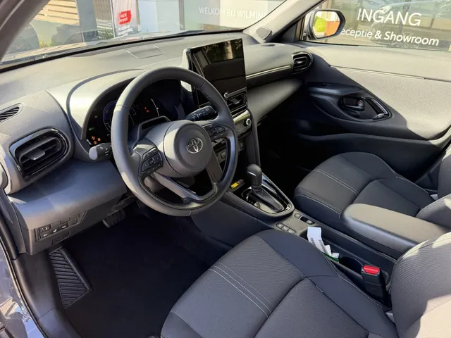 Toyota Yaris Cross 1.5 Hybr 130 First | Comfort Pack | Uit Voorraad Leverbaar |