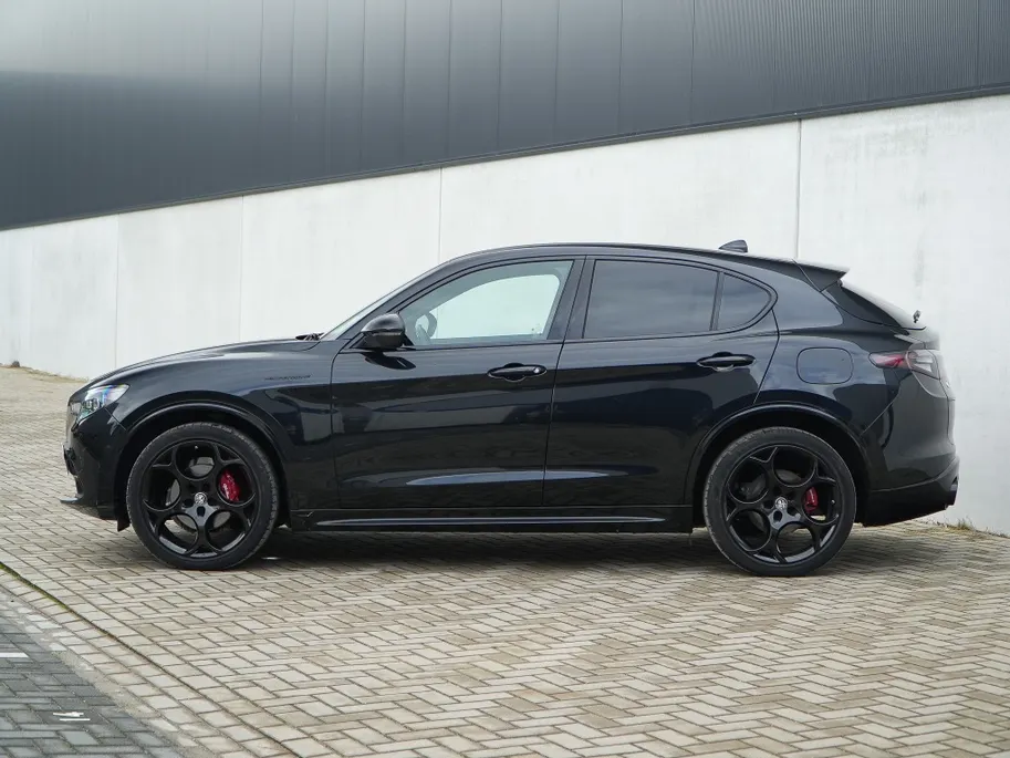 Alfa Romeo Stelvio 2.0 Turbo 280 PK AWD Competizione | Veloce | Pano | Harman | 21'