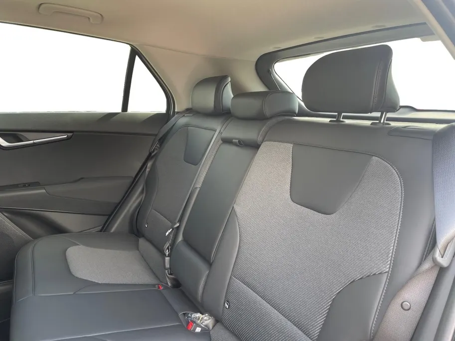 Kia Niro 1.6 GDi Hybrid DynamicPlusLine | Navigatie | Climate control | Elektrische bestuurders stoel | Schuif/kantel dak | Elektrische achterklep | DEMO