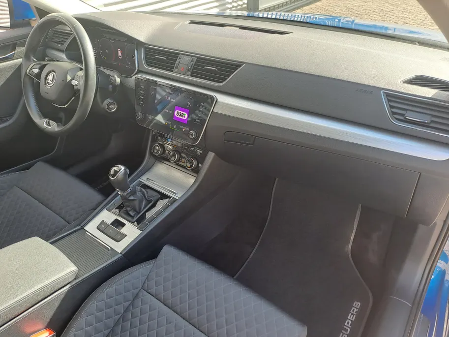 Škoda Superb Combi 1.5 TSI ACT Business Edition AUTOMAAT | Navigatie | Apple Carplay/Android Auto | Cruise / Sensoren
