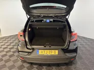 Renault Captur 145PK E-Tech full hybrid techno Automaat | 1ste Eigenaar | Google Built-in | Apple Carplay/Android Auto | Camera | Parkeersensoren | Lichtmetalen Velgen | LED Lampen | Digitale Cockpit | Licht & Regen Sensor | Armsteun |