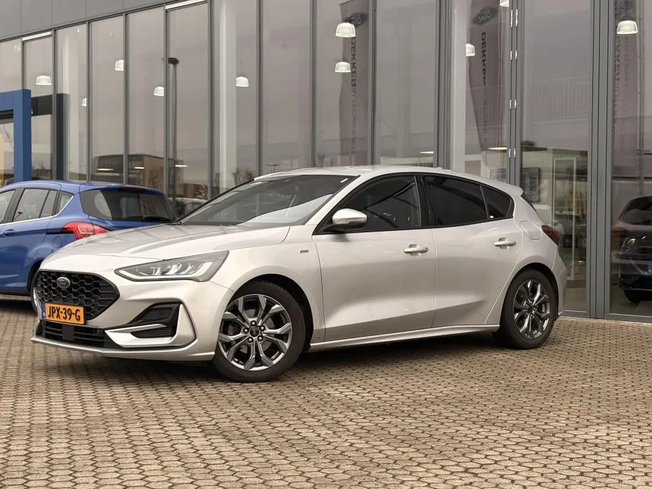 Ford Focus 1.0 EcoBoost Hybrid ST Line