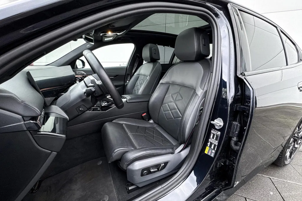 BMW 5 Serie Sedan 550e xDrive