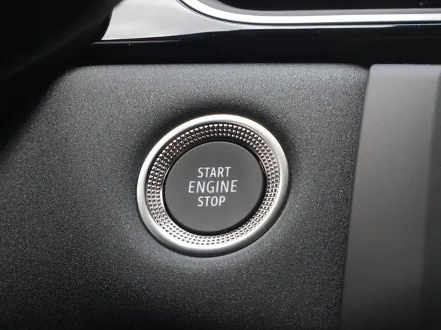 Mitsubishi Grandis 1.8 HEV Intense+ | Stoel/Stuur Verwarming | Apple/Android Auto |