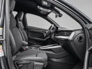 Audi A3 Sportback 45 TFSIe 272pk S-tronic S edition Competition · Camera · Sonos Audio · Elektrische stoelverstelling · Keyless  · Stoelverwarming · Afneembare Trekhaak · Fabrieksgarantie tot 03-04-2030 of 100.000km