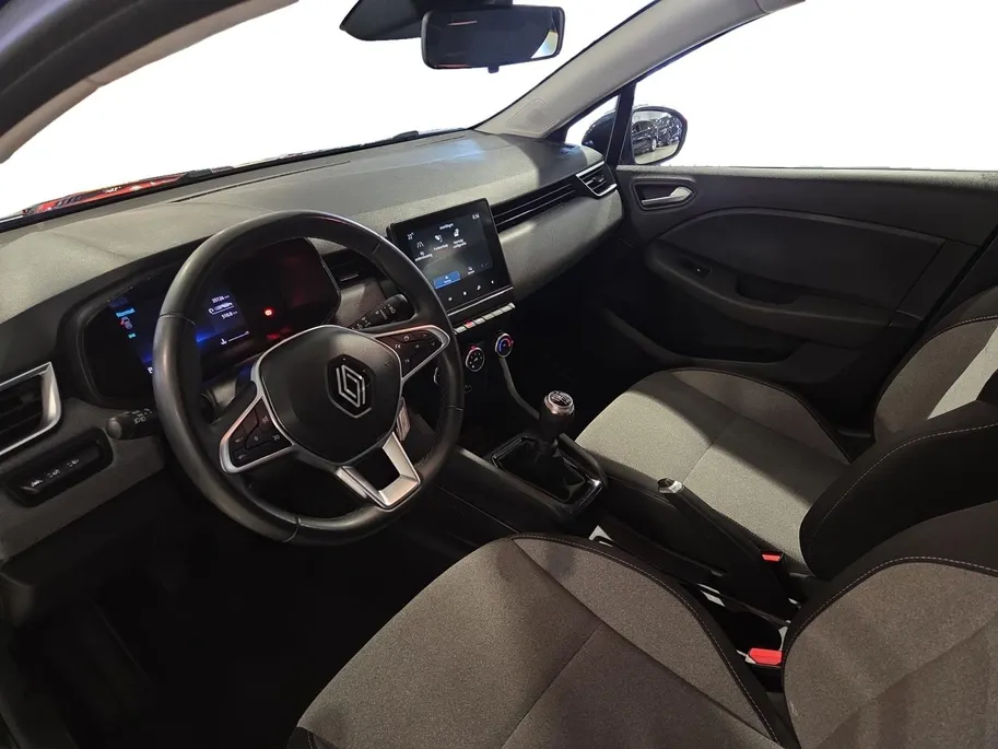 Renault Clio 1.0 TCe 90 GPF evolution | Carplay | Cruise Control | Bluetooth | Elektrische Spiegels | Parkeersensoren | Airco | 12 Maanden BOVAG Garantie |