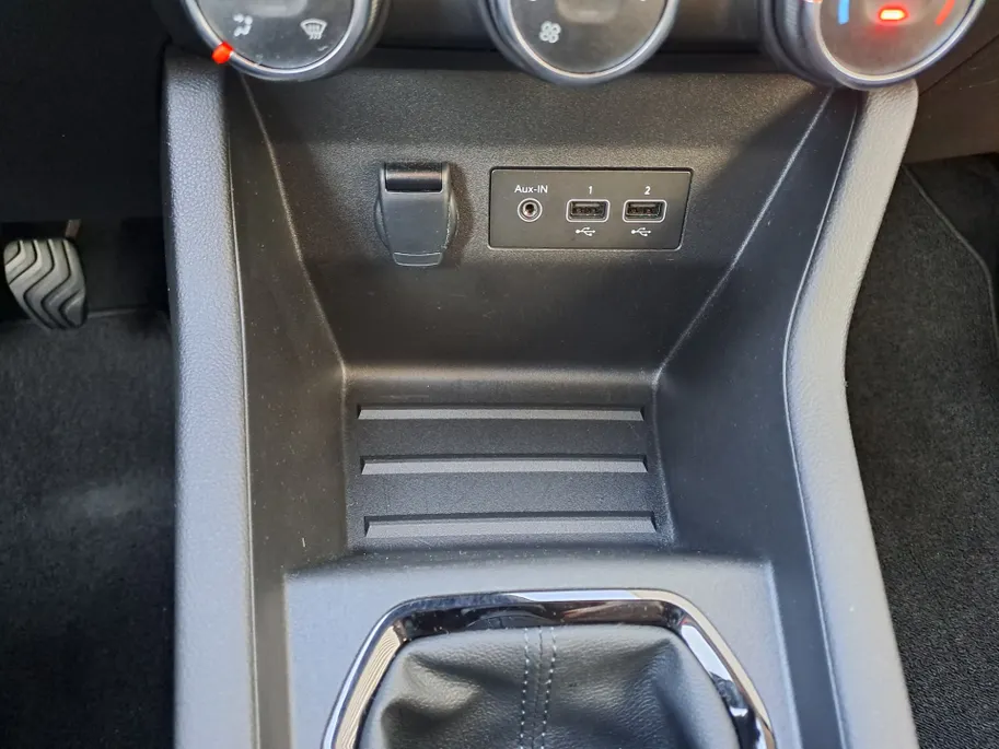 Renault Clio 1.0 TCe 90 Equilibre | Navigatie | Cruise | Rijstrooksensor met correctie | Airco | DAB | Apple Carplay/Android Auto