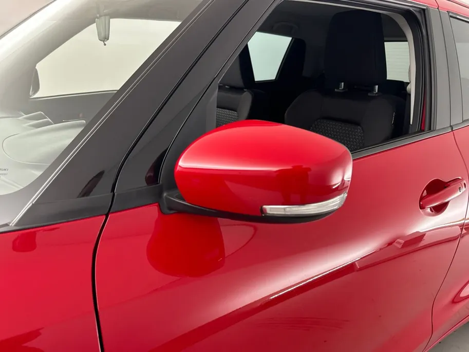 Suzuki Swift 1.2 Style Smart Hybrid CVT Automaat | Navigatie | Adaptieve Cruise Control | Climate Control