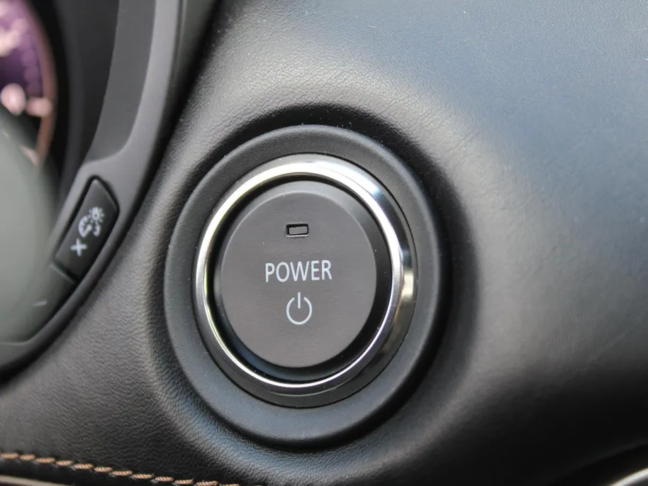 Mazda CX-60 2.5 e-SkyActiv PHEV Homura Plus | Stuur-/stoelverwarming+ventilatie | Schuifdak | Leer | HUD | Elek. stuur-/stoelverstelling | Camera rondom | 20' LM |