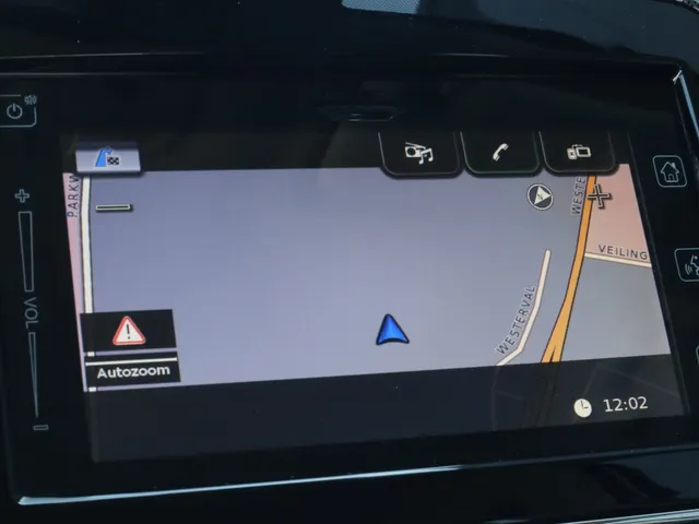 Suzuki Vitara 1.5 Hybrid Style | Carplay | All Seasons | Leder