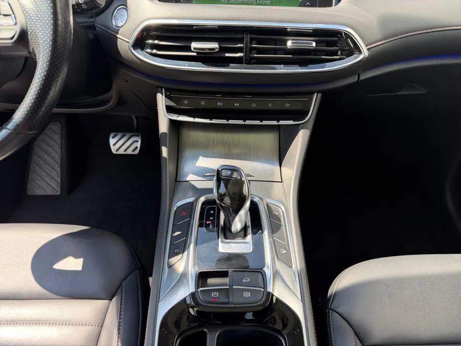 MG EHS 1.5 TGDI Luxury | Panoramadak | 360 camera | Cruise Control adaptief | Climate Control