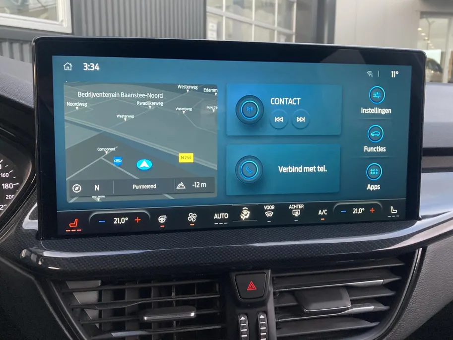 Ford Focus 1.0 EcoBoost Hybrid 125 pk ST Line Wagon SYNC4  Groot Navigatie touchscreen -Winter Pack-Parkeersensoren voor en achter