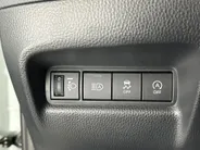 Toyota Aygo X 1.0 VVT-i S-CVT Pulse Plus Automaat | Keyless Entry | Parkeersensoren voor + achter | 17'' L.M. Velgen