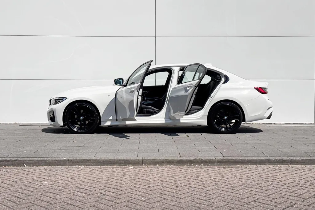 BMW 3 Serie Sedan 318i