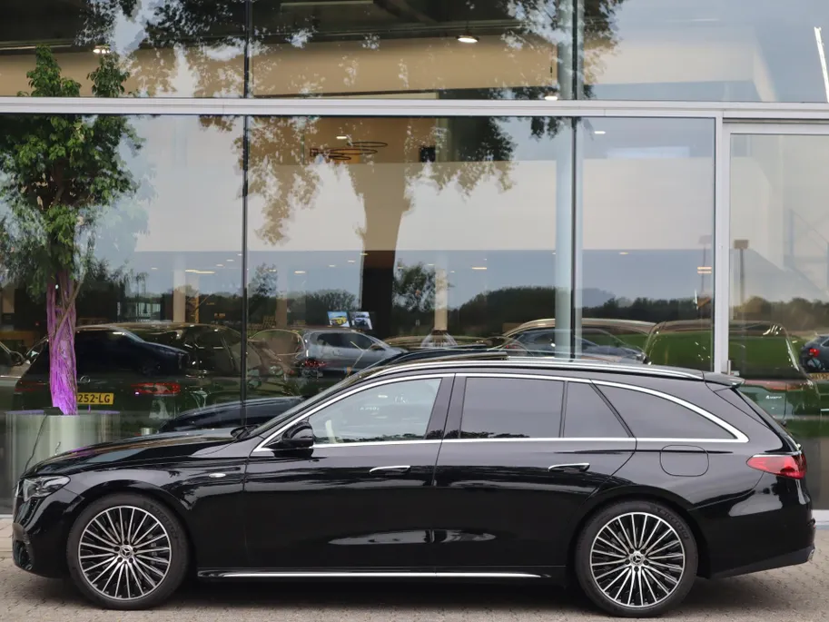 Mercedes-Benz E-Klasse Estate 300 e Exclusive Line l Trekhaak l Panoramadak l stoelverwarming l Leder