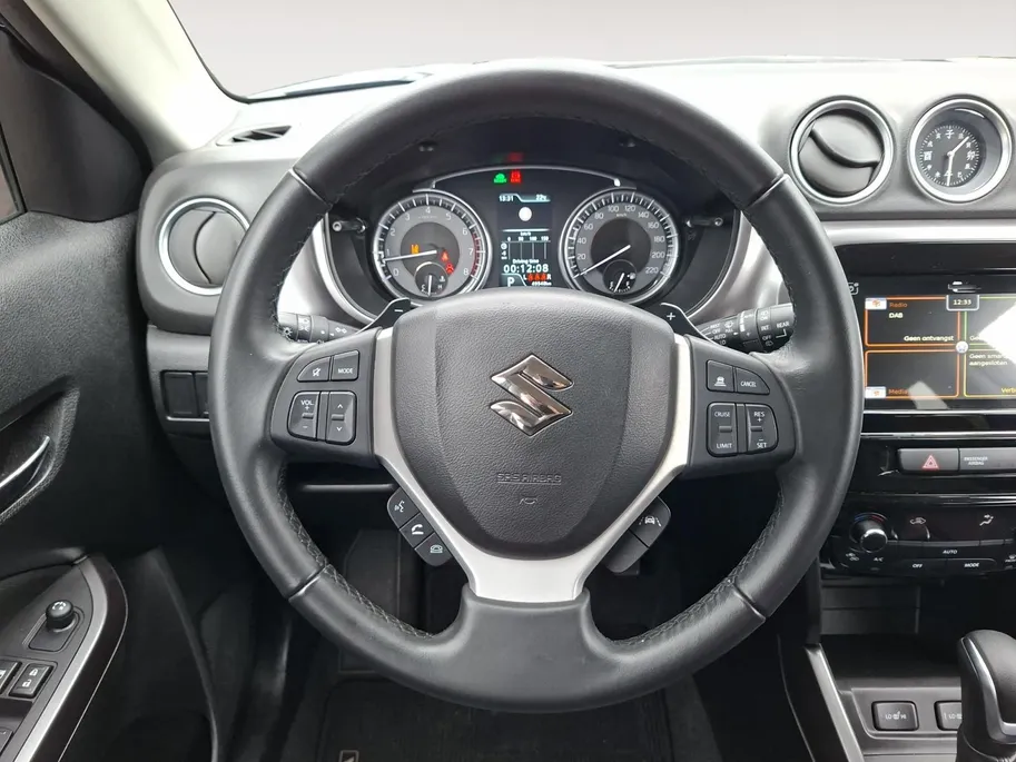 Suzuki Vitara 1.5 Hybrid Select Rhino Edition automaat | Hoge instap | Navigatie | Stoelverwarming | Adaptieve cruise control