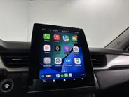Renault Captur 90PK TCe Intens | 9,3' Navi | Camera | Climate Control | Parkeersensoren | Apple CarPlay/Android Auto | Cruise Control | Lichtmetalen Velgen | Armsteun | Full LED |