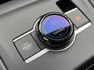 Volkswagen Tiguan 1.5 eHybrid 150KW/204pk DSG Life Edition Panoramadak · Trekhaak · 360°Camera + Parkeersensoren · Garantie t/m 23-07-2028 of 100000KM