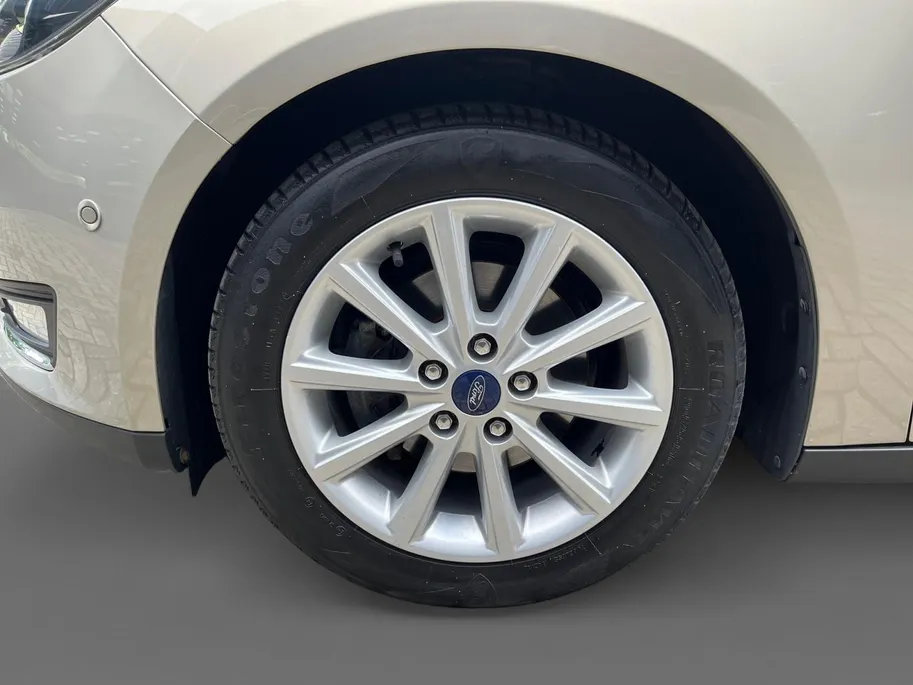 Ford Focus 1.0 First Edition *Navi+Camera*Parkeersensoren*Climate Control*Cruise Control*LM Velgen*Nette auto!