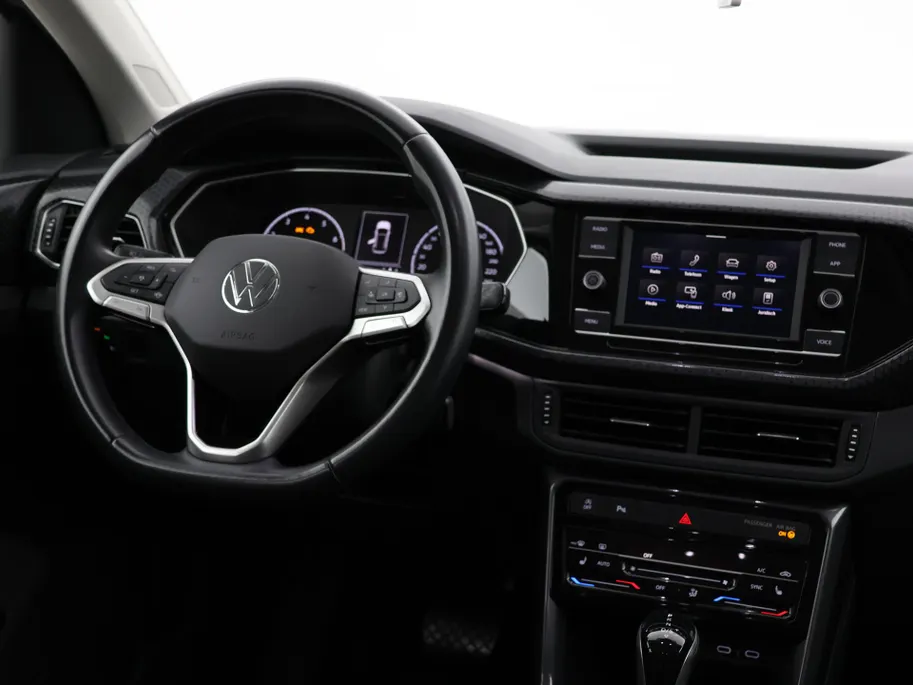 Volkswagen T-Cross 1.5 TSI 150pk DSG Style · Apple/Android Car Play · Stoelverwarming · LED verlichting