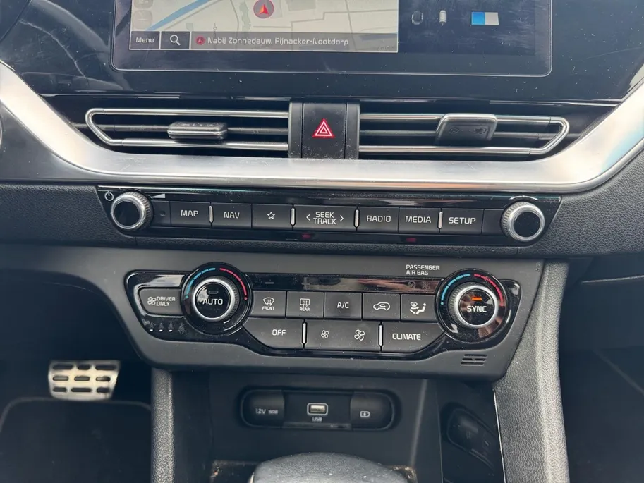 Kia Niro 1.6 GDi Hybrid DynamicPlusLine | Navigatie | Climate control | Cruise control | Stoel + Stuur verwarming | All-season