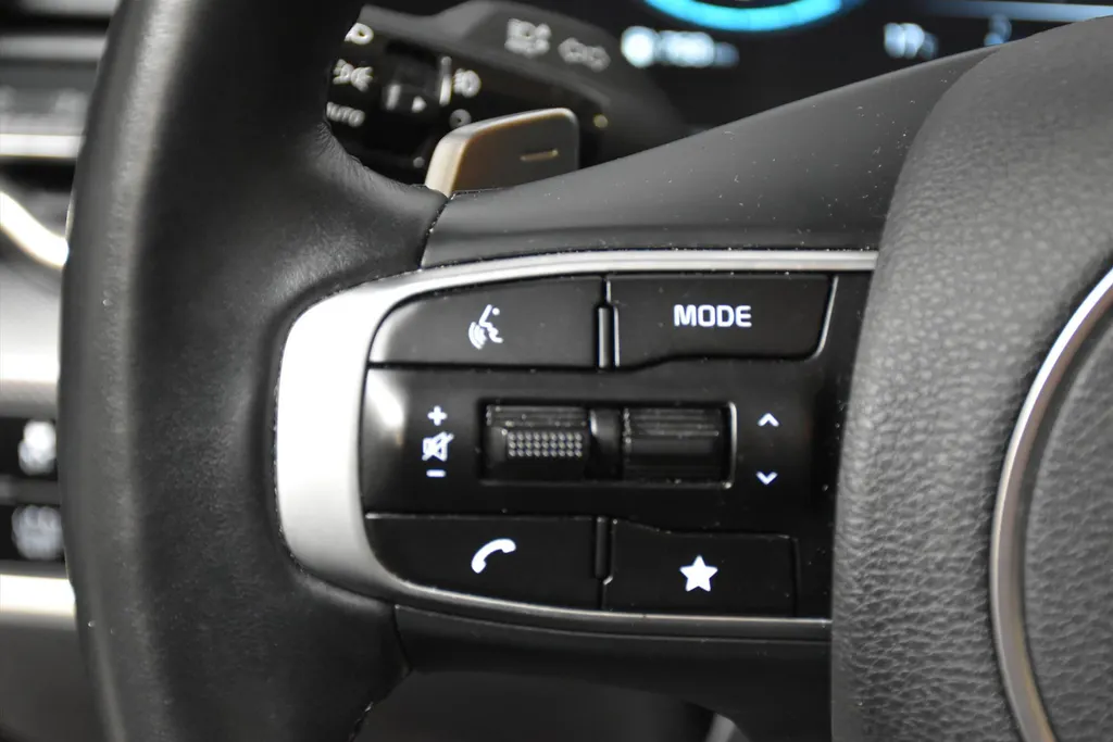 Kia Sportage 1.6 T-GDi 230pk Hybrid AT6 Dark Edition