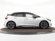 CUPRA Born Adrenaline 62 kWh 230pk · 95,6% · Camera · Apple/Android Car Play · Stuur- & Stoelverwarming · ACC · 19'Velgen · Keyless ·