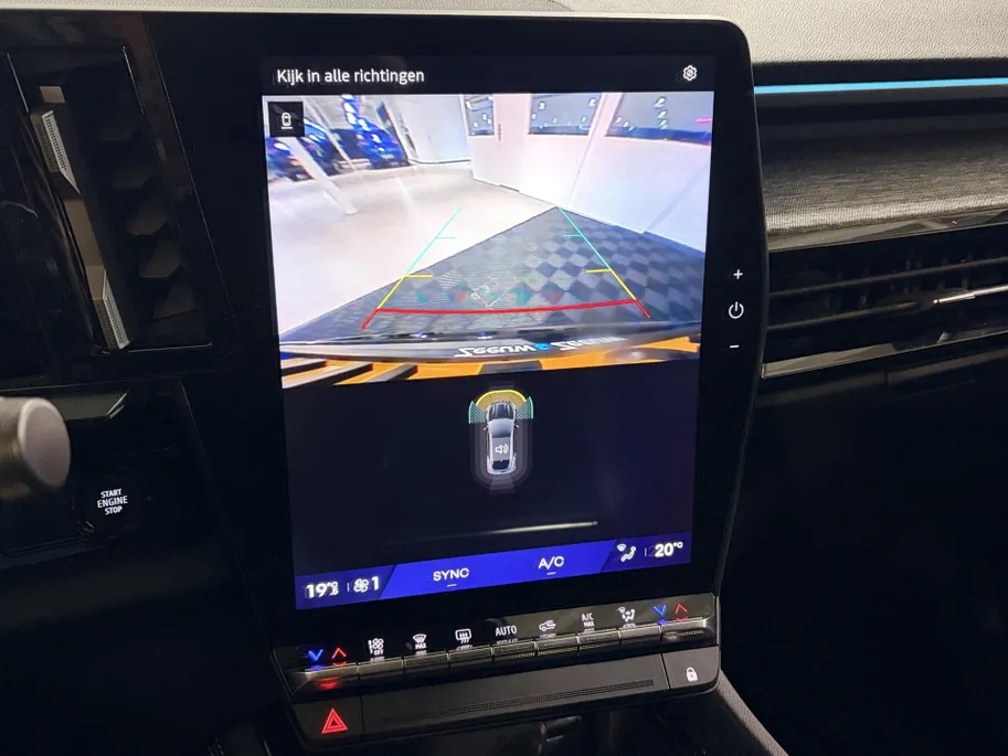 Renault Austral 200PK E-Tech Full Hybrid Techno Automaat | Camera | Parkeersensoren | Climate Control | Cruise Control | Apple CarPlay/Android Auto | Full LED | Licht & Regen Sensor | Lichtmetalen Velgen |