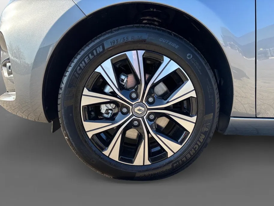 Renault ZOE R135 Evolution 52 kWh Automaat | DEMO | Camera | Parkeersensoren | Apple CarPlay/Android Auto | Climate Control | Full LED | Lichtmetalen Velgen | Digital Cockpit | Cruise Control |