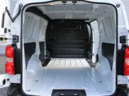 Opel Vivaro L3H1 2.0 BlueHDi 145 S&S L3 | Voorraad leverbaar | Airco | Camera | Apple Carplay | Android auto |