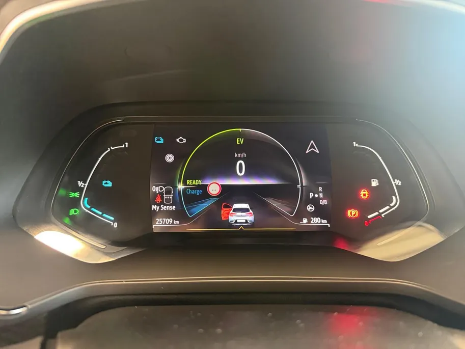 Renault Captur 1.6 HYBRID | AUTOMAAT | RS-LINE | TREKHAAK |