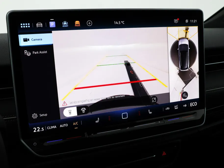 Volkswagen ID.7 Tourer Pro Limited Edition 77kWh 286pk · Navigatie · 360 camera · Trekhaak · 20' LM velgen