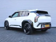 Kia EV3 GT-Line 81.4 kWh | Stuur-/stoelverwarming | Schuifdak | Camera | Dodehoek detectie | Elek. stoelverstelling | 19' LM | LED | Telefoonlader |
