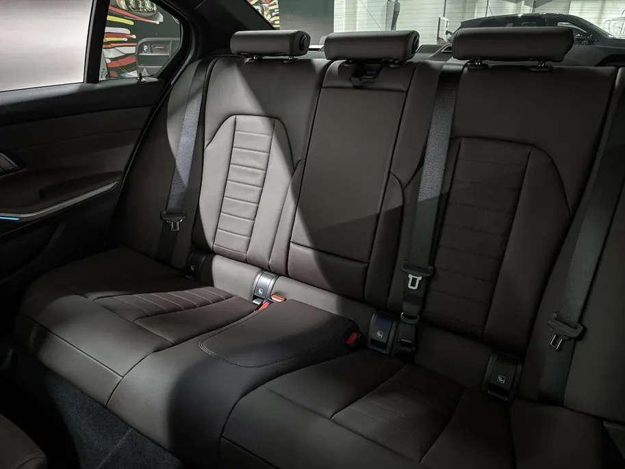 BMW 3-serie 330e