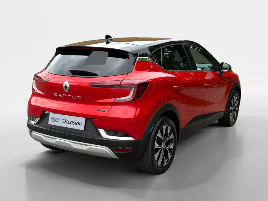 Renault Captur 1.6 E-Tech Hybrid 145 Intens Apple Carplay/Android Auto , electronic climate controle , Camera , cruise , tel , lm velgen , parkeersensoren , navi groot scherm .