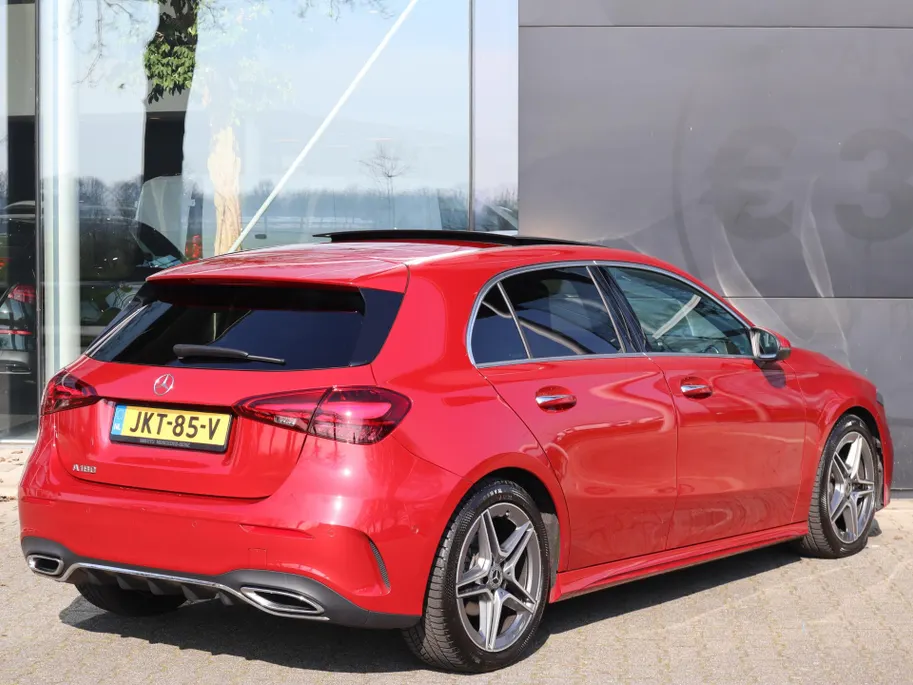 Mercedes-Benz A-Klasse 180 Business Solution AMG l Panorama dak l Keyless l AMG Line l