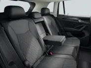 Volkswagen Tiguan Limited Edition 1.5 eHybrid 204 PK 6 versn. DSG · Achteruitrijcamera · Draadloze telefoonlader · verwarmde voorstoelen · Trekhaak pakket ·