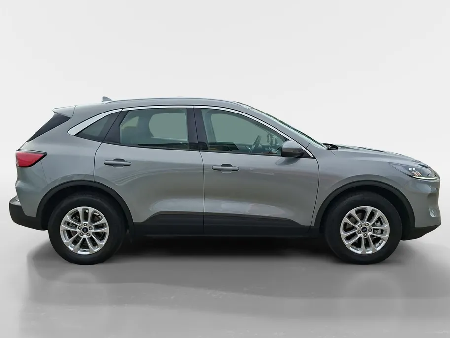 Ford Kuga 2.5 PHEV Titanium | Stoel- stuur en voorruitverwarming | Trekhaak | 1.500kg trekgewicht | Achteruit rij camera