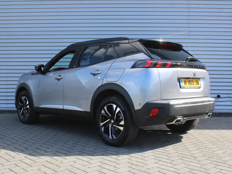 Peugeot 2008 1.2 PureTech GT | Automaat | Navi | Camera | Panoramadak | Dodehoek detectie | Cruise adapt. | 17' LM | LED |