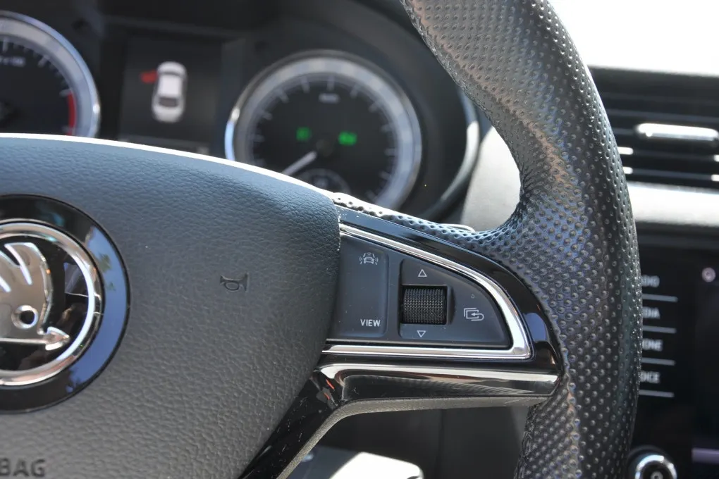 Škoda Octavia 1.0 TSI Grt Amb. Bns Hatchb. Apple/Android.