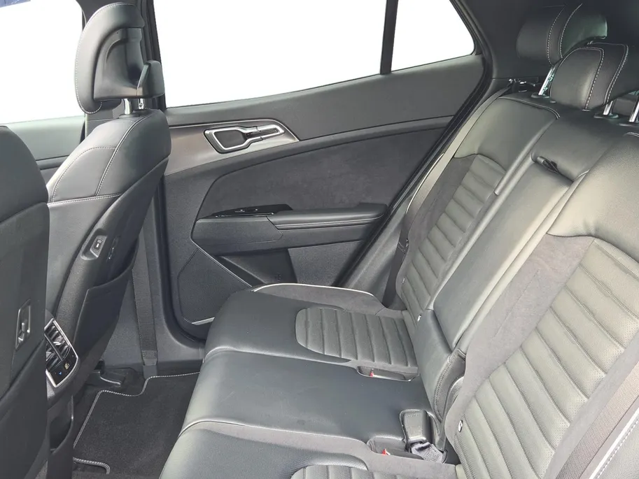 Kia Sportage 1.6 T-GDi Plug-in Hybrid AWD GT-PlusLine | Elektrische Trekhaak | Pano | Memory | 360 Camera | Harman Kardon | Navi | Apple Carplay | Android Auto |
