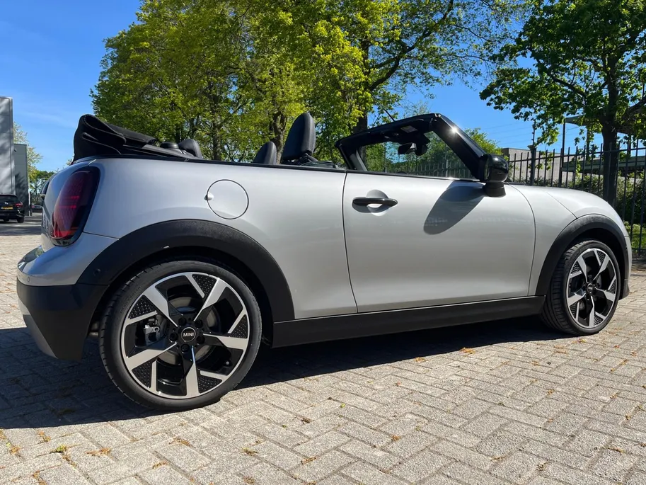 MINI Cooper Cabrio 2.0 C Classic | Apple Carplay | Android Auto | Navigatie | 16' LM