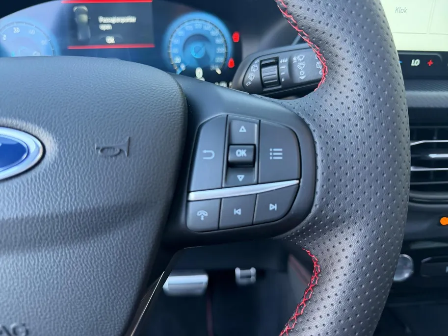 Ford Kuga 2.5 PHEV ST-Line X | Panorama Dak | Driver Assistance Pack | 360 Camera | B&O Audio | Elec. Trekhaak | All Season Banden | Winterpack | Fabrieksgarantie |